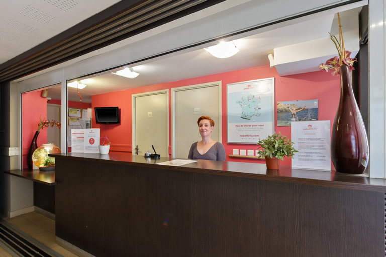 Public Area 2, Comfort Aparthotel Six-Fours, Var