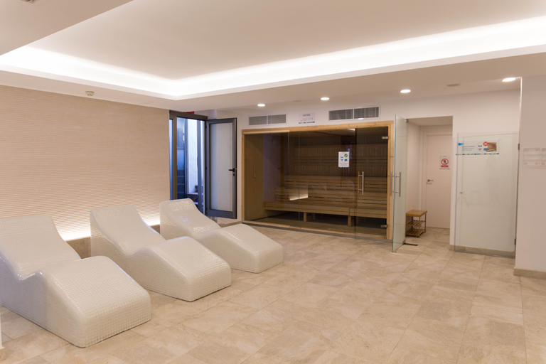 Public Area 4, Globales Concord, Baleares