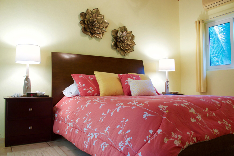 Sunset Villas 6A, Roatán