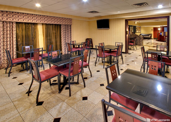 Food & Drinks 5, Radisson Hotel Schaumburg DON'T USE, Cook