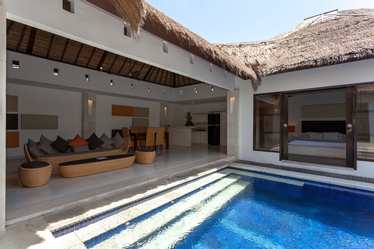 Swimming Pool 9