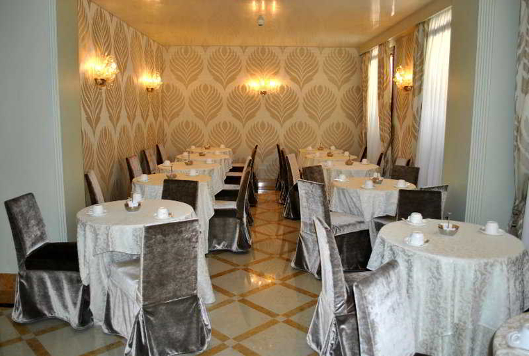 Food & Drinks 4, Carlton Capri Hotel, Venezia