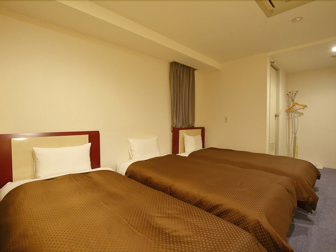 Bedroom 13