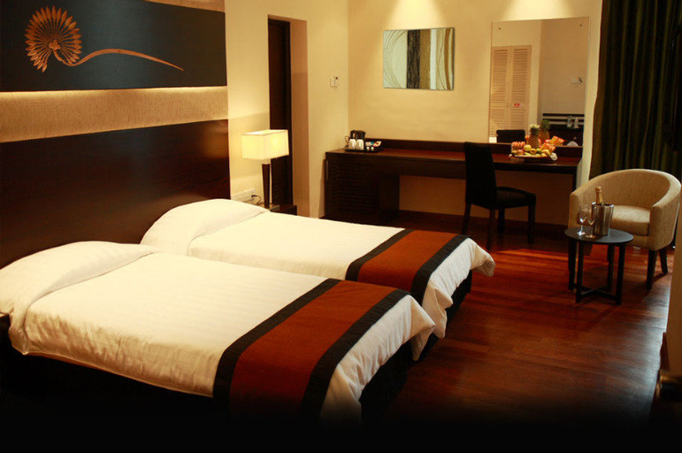 Bedroom 3, Renuka City Hotel, Thimbirigasyaya