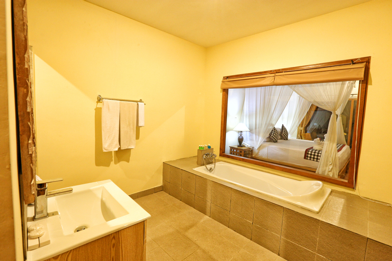 Bathroom 2