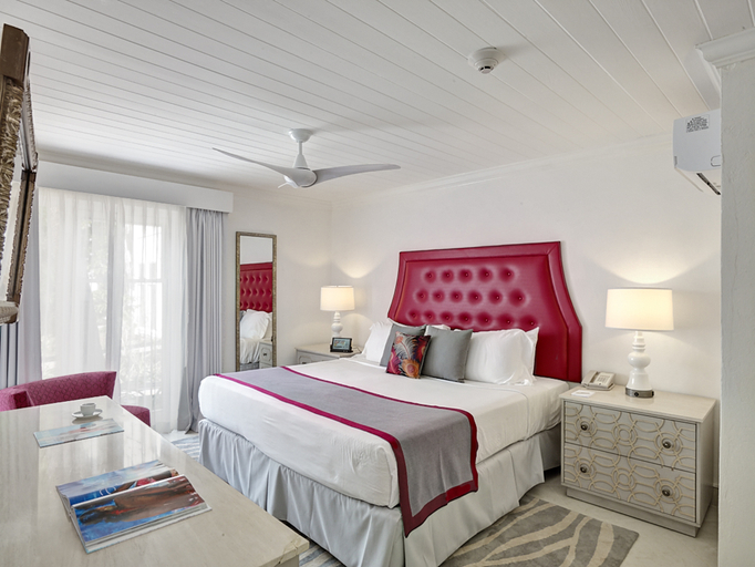 Bedroom 4, Treasure Beach Hotel