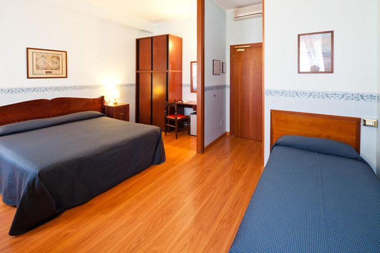 Bedroom 3, Terminus E Plaza, Pisa