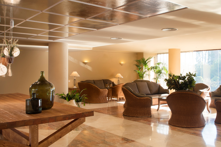 Public Area 4, Luna Club Hotel Yoga & Spa, Barcelona