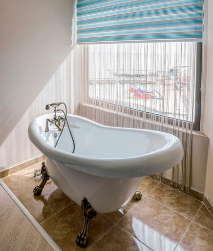 Bathroom 5, Asrin Beach Hotel, Alanya