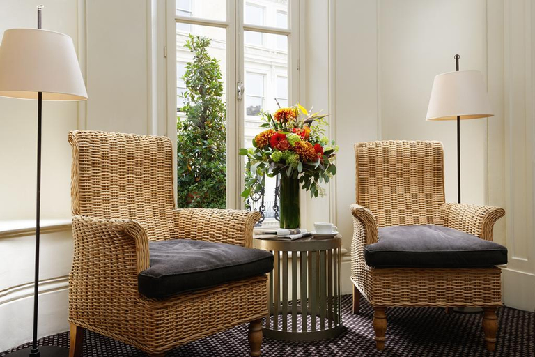 Public Area, Kensington Comfort, London