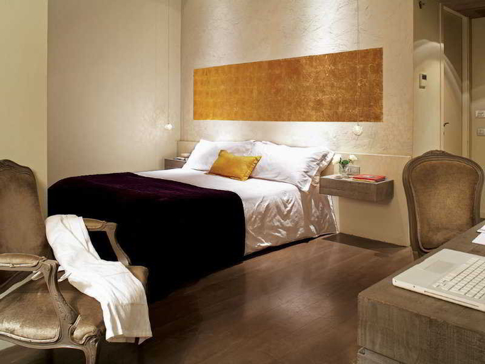 Bedroom 3, Neri, Barcelona