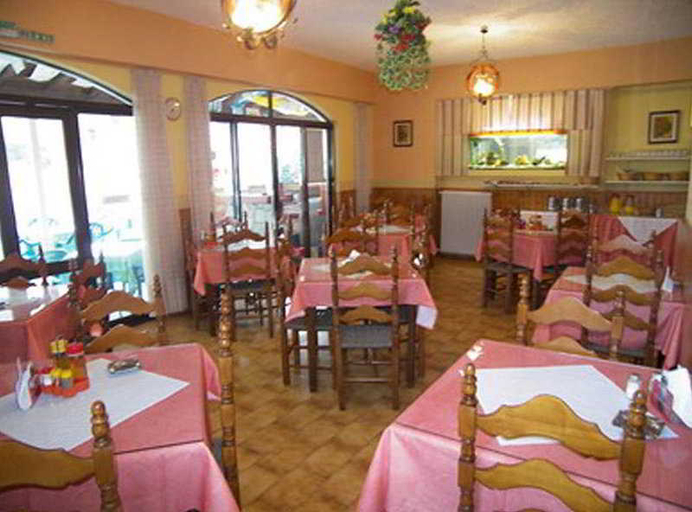 Food & Drinks 5, Maltezos, Ionian Islands