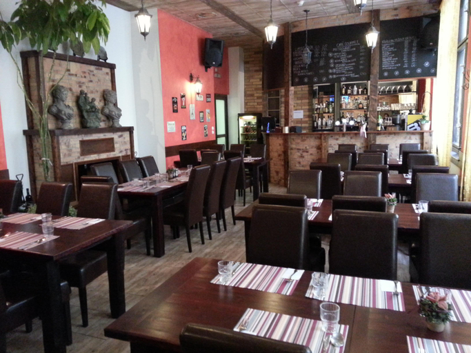 Food & Drinks 5, Equity Point Budapest - Hostel, Budapesti