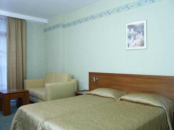 Bedroom 4, Veliko Tarnovo Hotel Premier, Veliko Tarnovo