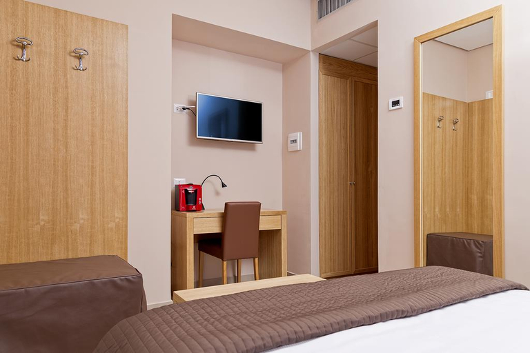 Bedroom 3, Hotel Airone Napoli, Napoli