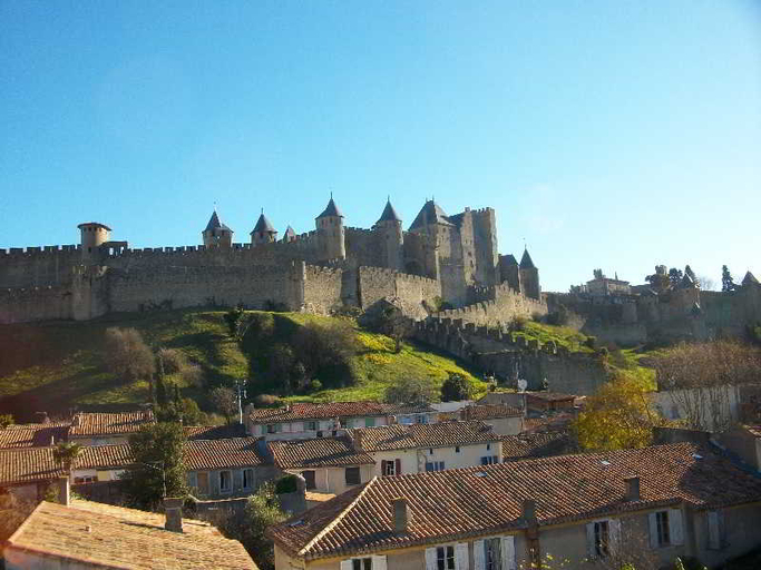Public Area 2, Hôtel Du Pont Vieux, Aude