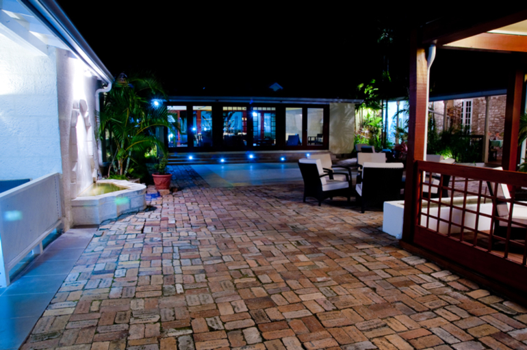 Public Area 2, Island Inn