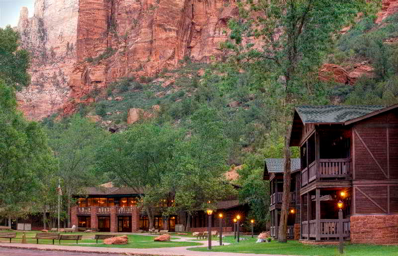 Exterior & Views 2, Zion Lodge, Washington