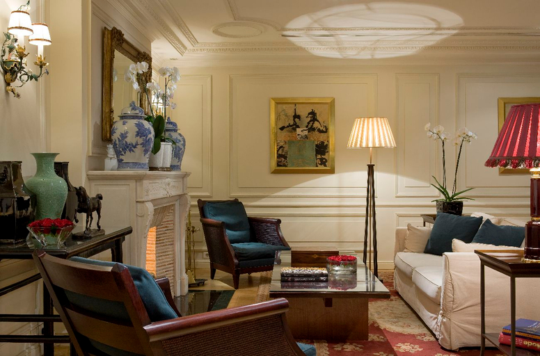 Public Area 3, Hôtel Francois 1er, Paris