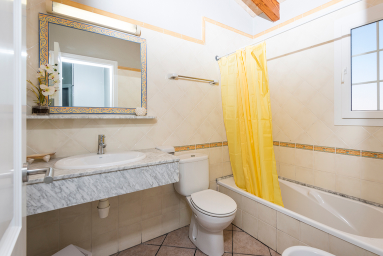 Bathroom 5, Maribel Villas, Baleares
