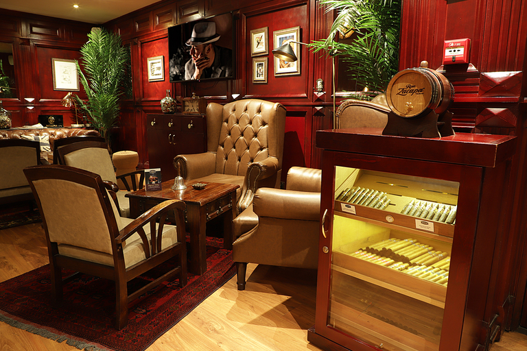 Public Area 4, Majestic City Retreat Hotel, Dubai