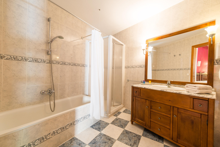 Bathroom, Rural Son Jorda, Baleares