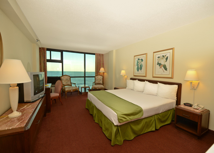 Bedroom 4, Daytona Beach Oceanside Inn, Volusia
