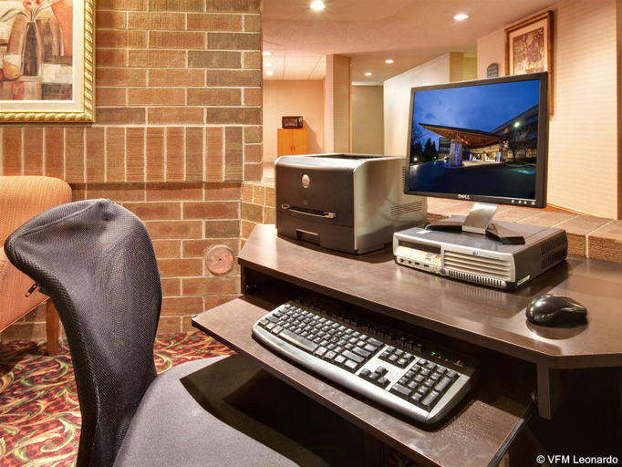 Public Area 4, Holiday Inn Express CHICAGO-DOWNERS GROVE by IHG, Dupage