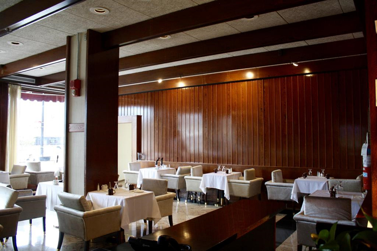 Food & Drinks 5, Congress Plaza Hotel, Cook