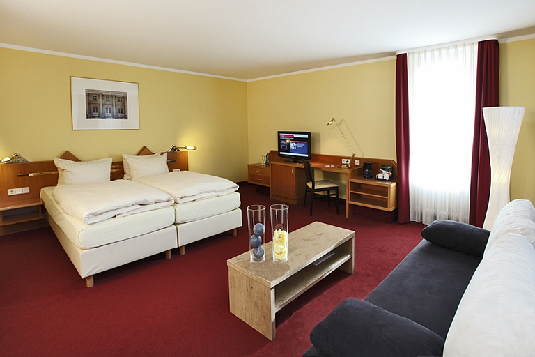Bedroom 4, H4 Hotel Residenzschloss Bayreuth, Bayreuth