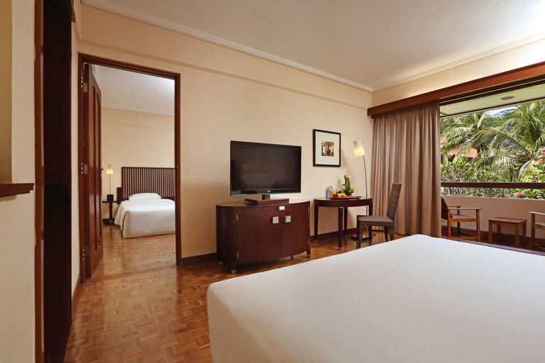 bedroom 26