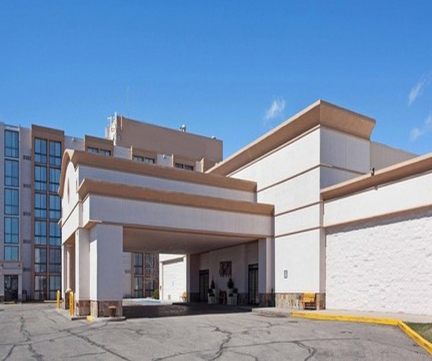 Exterior & Views 4, Red Lion Hotel & Conference Center Cheyenne, Laramie