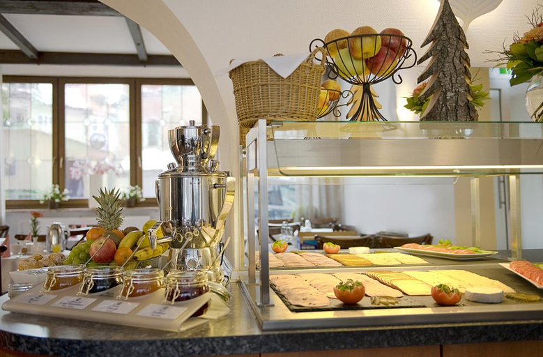 Food & Drinks 5, Herzog-Wilhelm - Der Tannenbaum, München