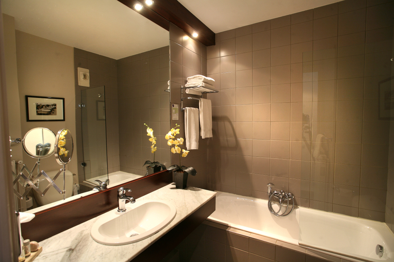 Bathroom 5