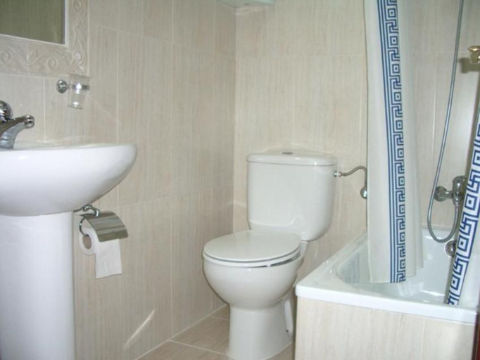 Hostal Luis XV, Madrid