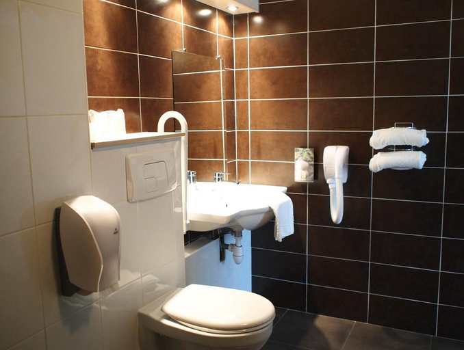Bathroom, La Rochelle, Charente-Maritime