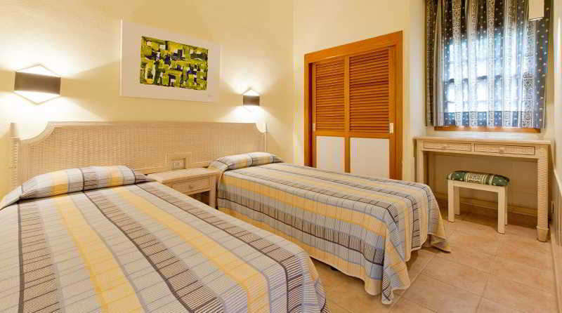 Bedroom 3, Hotel LIVVO Dunagolf Suites, Las Palmas
