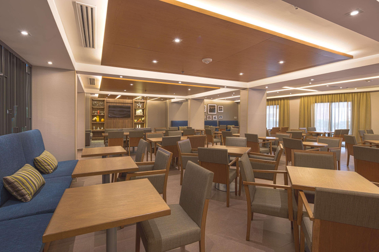 Public Area 3, Hampton Inn by Hilton Monterrey/Galerías-Obispado, Monterrey
