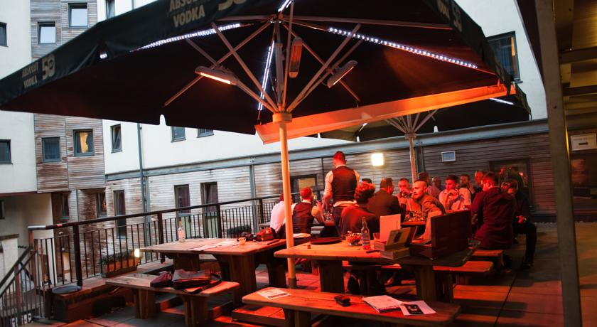 Food & Drinks 5, A&O city hostel edinburgh, Edinburgh