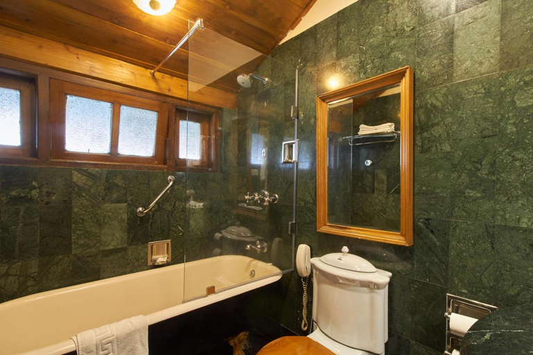 Bathroom 4, The Elgin, Darjiling