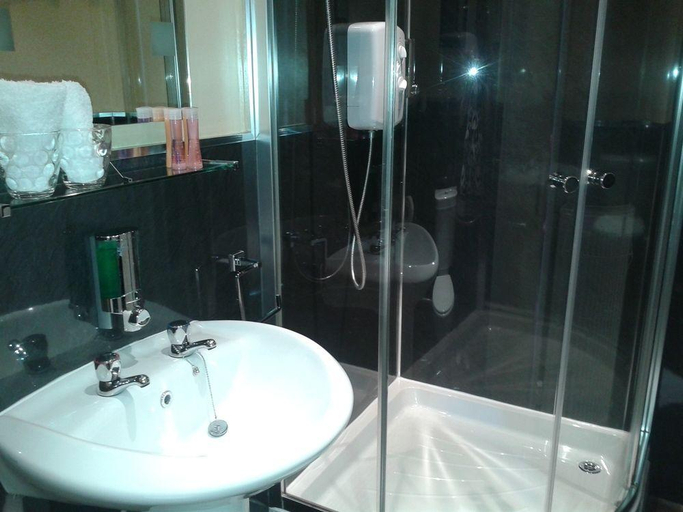 Bathroom 3, Aber Holiday Rentals, Highland