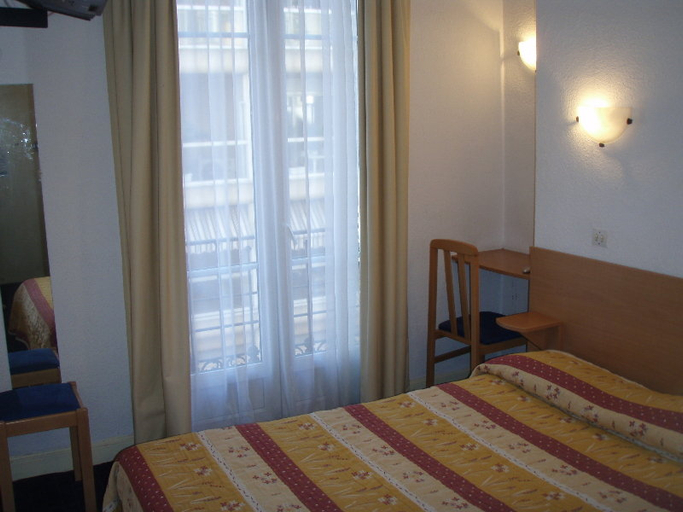 Bedroom 3, Hotel Acanthe, Alpes-Maritimes