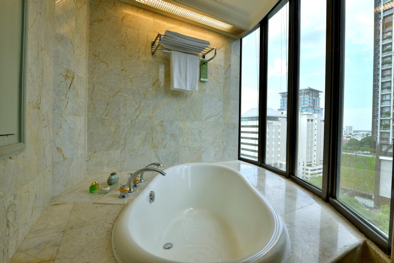 Bathroom 6