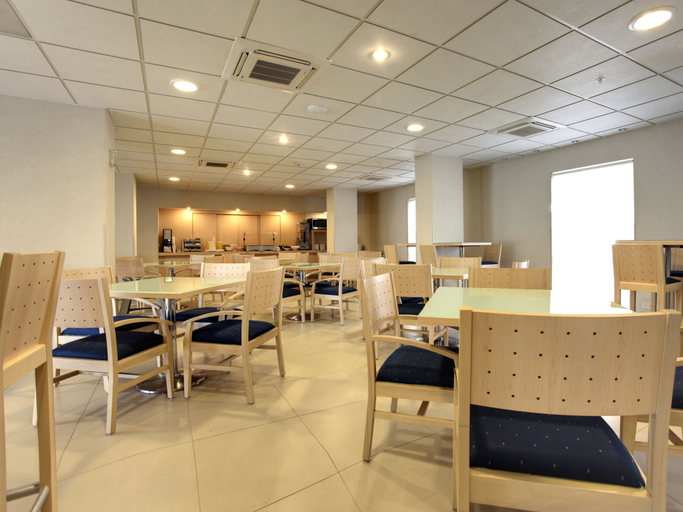 Food & Drinks 5, City Express By Marriott Chihuahua, Chihuahua