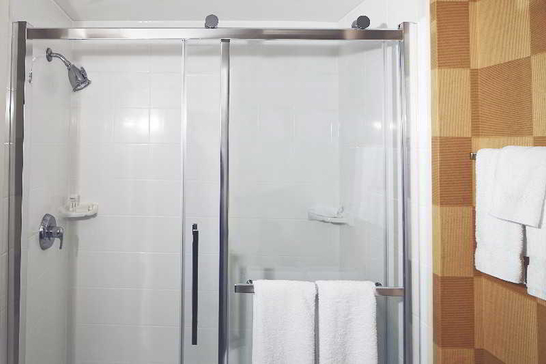 Bathroom 5, Residence Inn by Marriott Naples, Collier