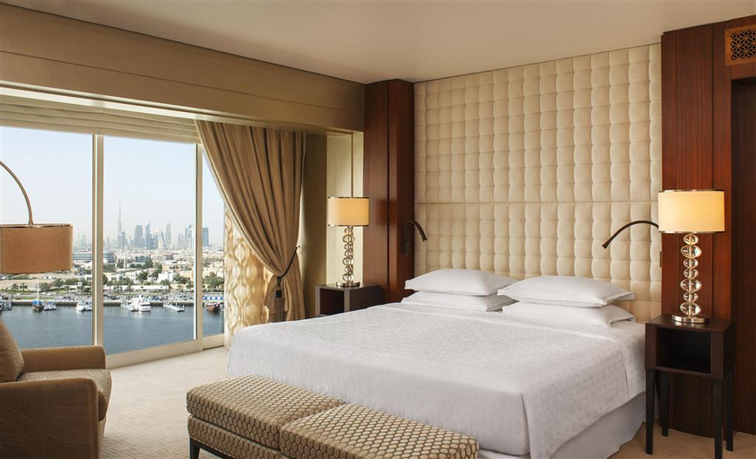 Bedroom 3, Sheraton Dubai Creek Hotel and Towers, Dubai