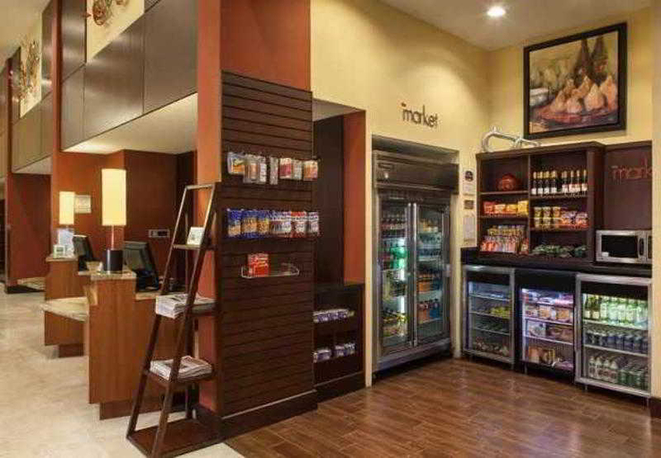Food & Drinks