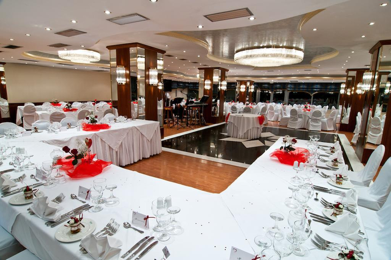 Food & Drinks 2, Oasis Hotel Apartments, Attica