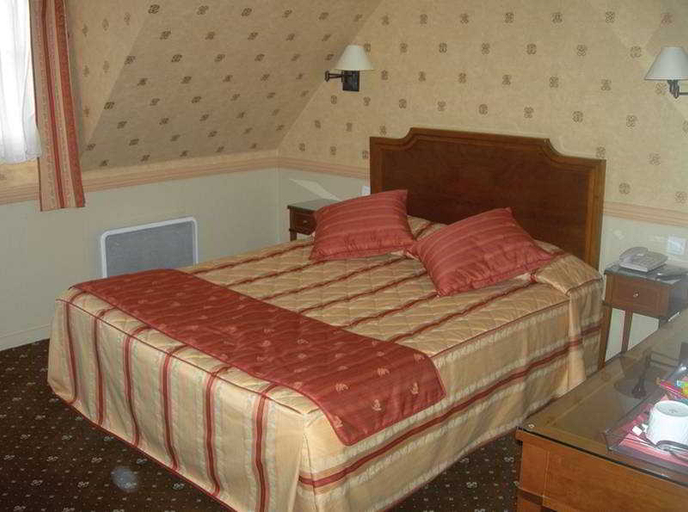 Bedroom 3, Hôtel Poussin, Paris