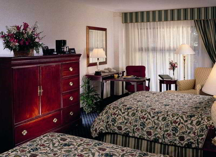 Bedroom 3, Boston Marriott Burlington, Middlesex